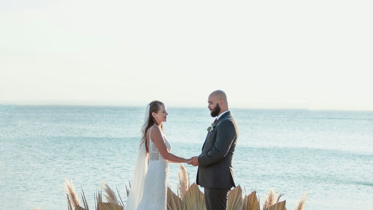 People Share Their 'Left At The Altar' Wedding Stories