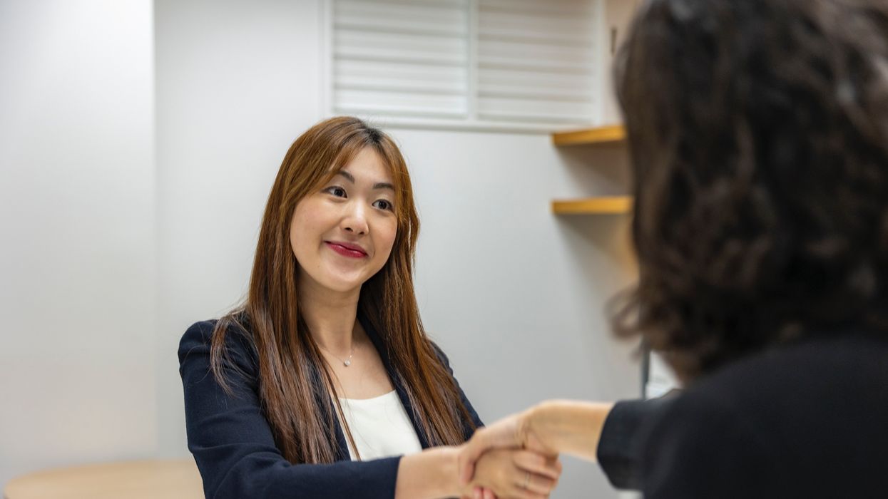 People Break Down The Most Common Lies Employers Tell Their Employees