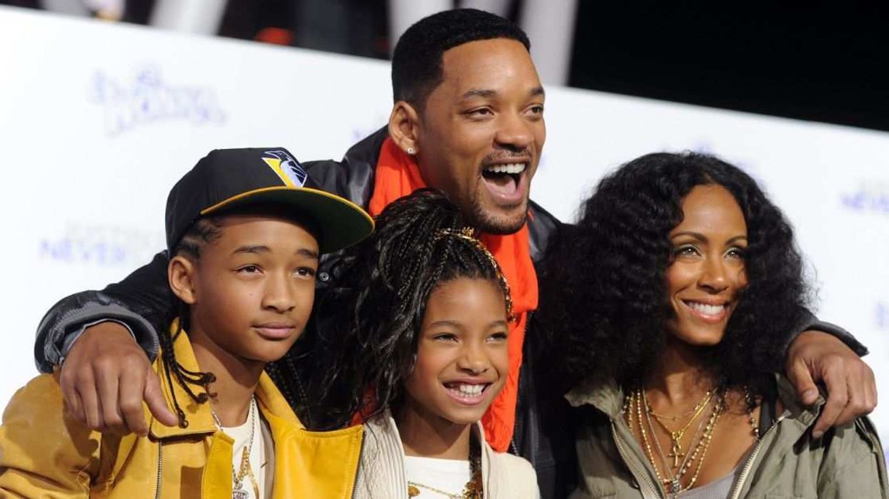 Actor Jaden Smith, singer Willow Smith, actors Will Smith, and Jada Pinkett Smith arrive at the premiere of Paramount Pictures' "Justin Bieber: Never Say Never."