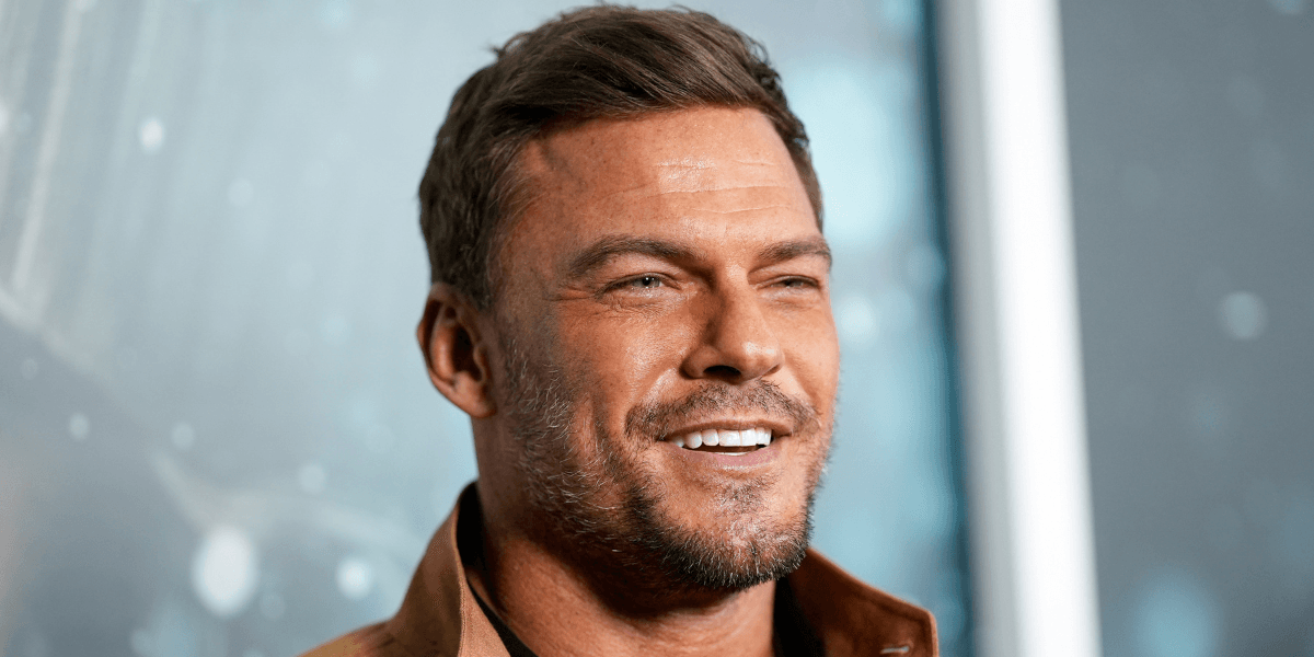 Alan Ritchson Rips 'Bully' Police Group's Reaction To His Criticism ...