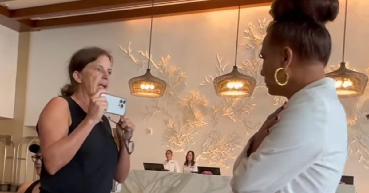 Woman Melts Down Over Drag Queens At Hawaii Hotel VIDEO Comic Sands
