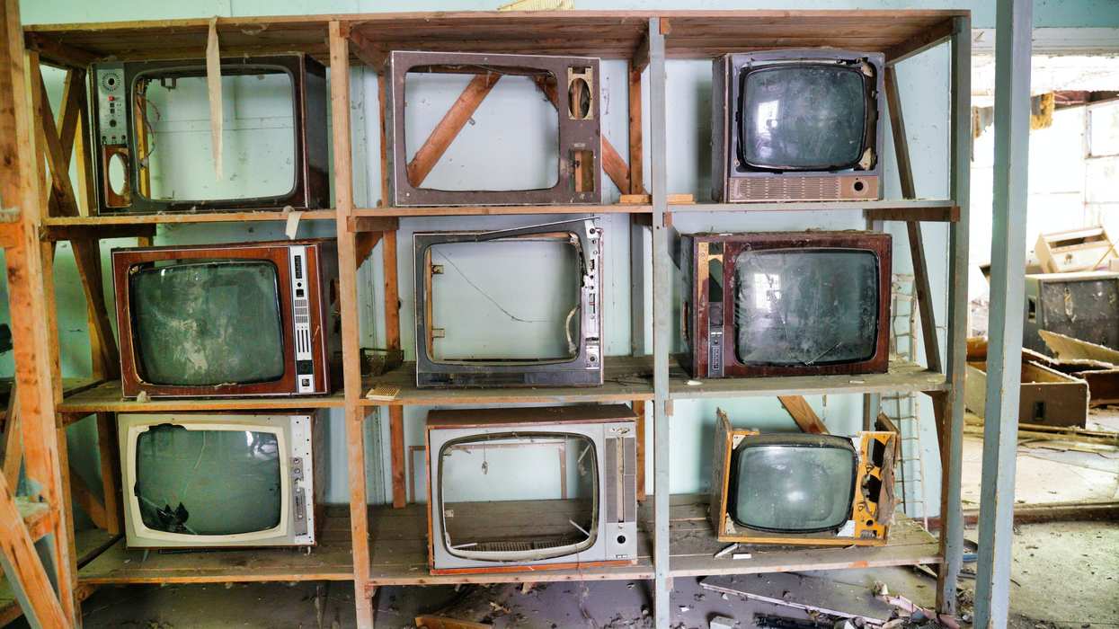 Reality TV Staffers Share The Best Behind The Scenes Secrets Producers Don't Want You To Know