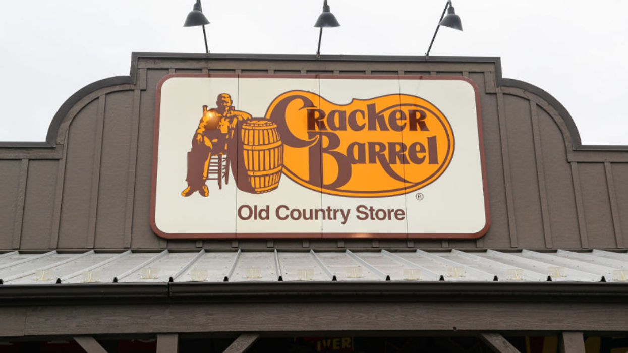 Cracker Barrel restaurant