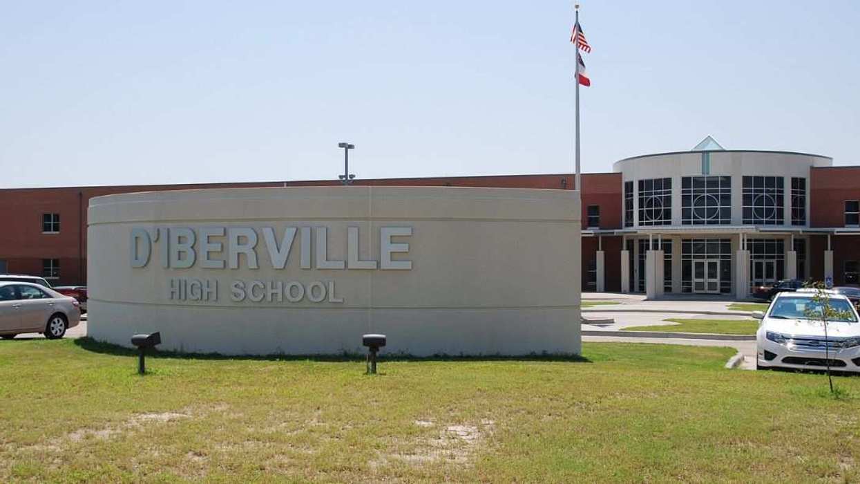 D'Iberville High School