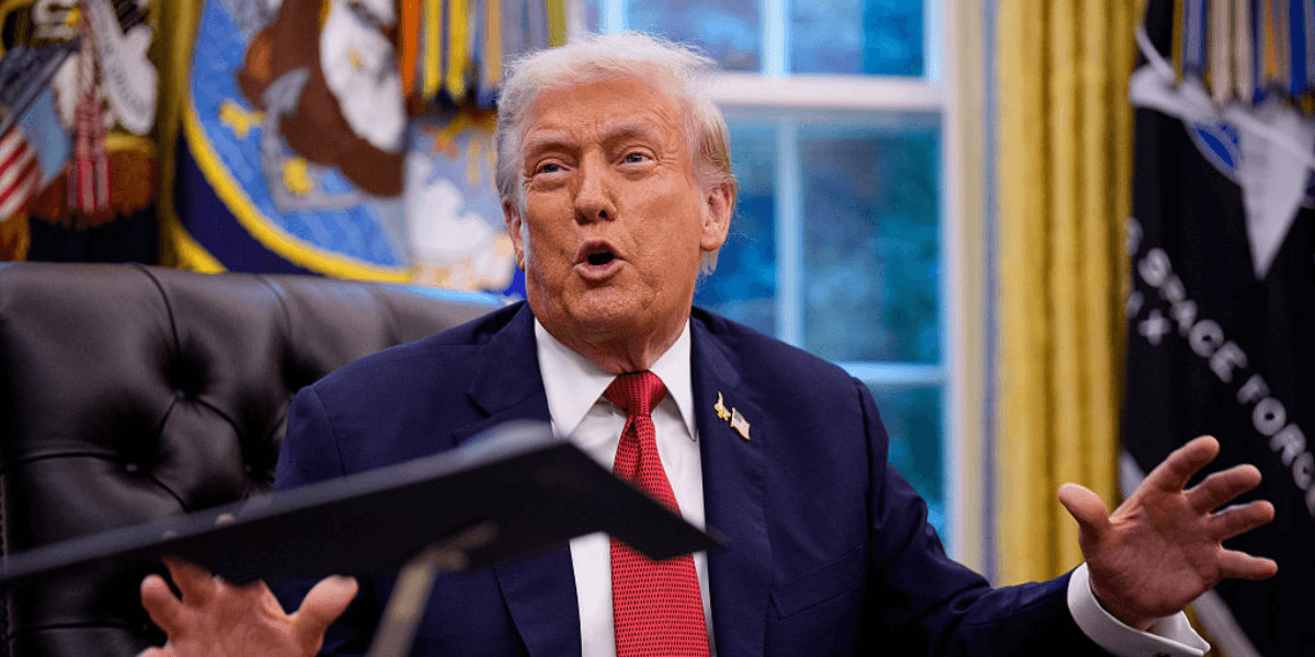 Photos Of Trump 'Working Through The Weekend' Dragged After People Notice Bonkers Detail