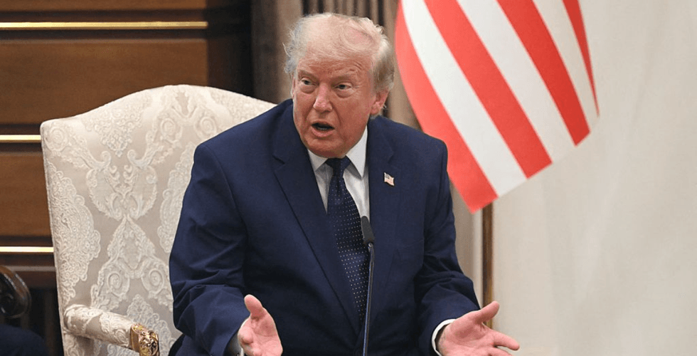 Trump Sparks Outrage After Saying He Knows Migrants Are 'Trouble' Just By 'Looking At Them'—And Everyone's Thinking The Same Thing