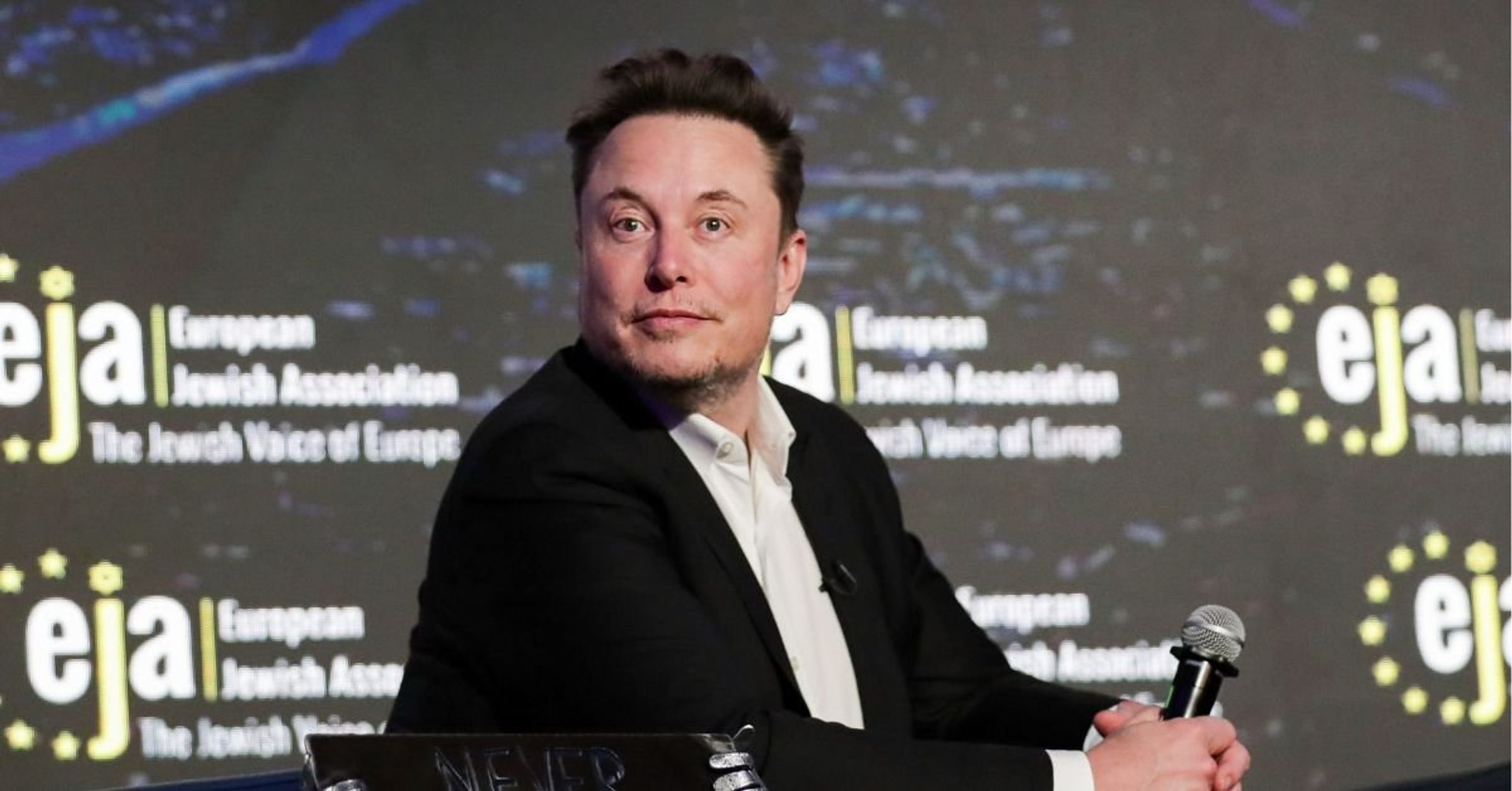 Awkward! Elon Musk Hit With a Humiliating Reality Check After Claiming X Traffic Had Hit an ‘All-Time High’ (comicsands.com)