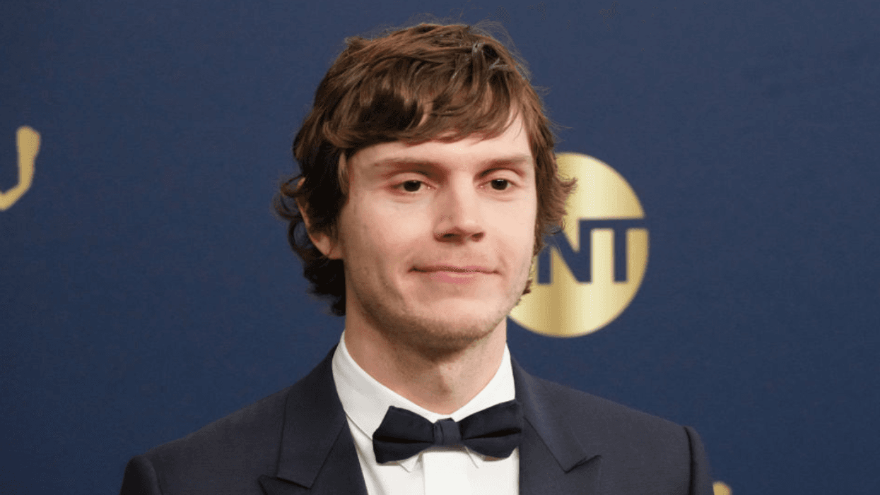 Evan Peters