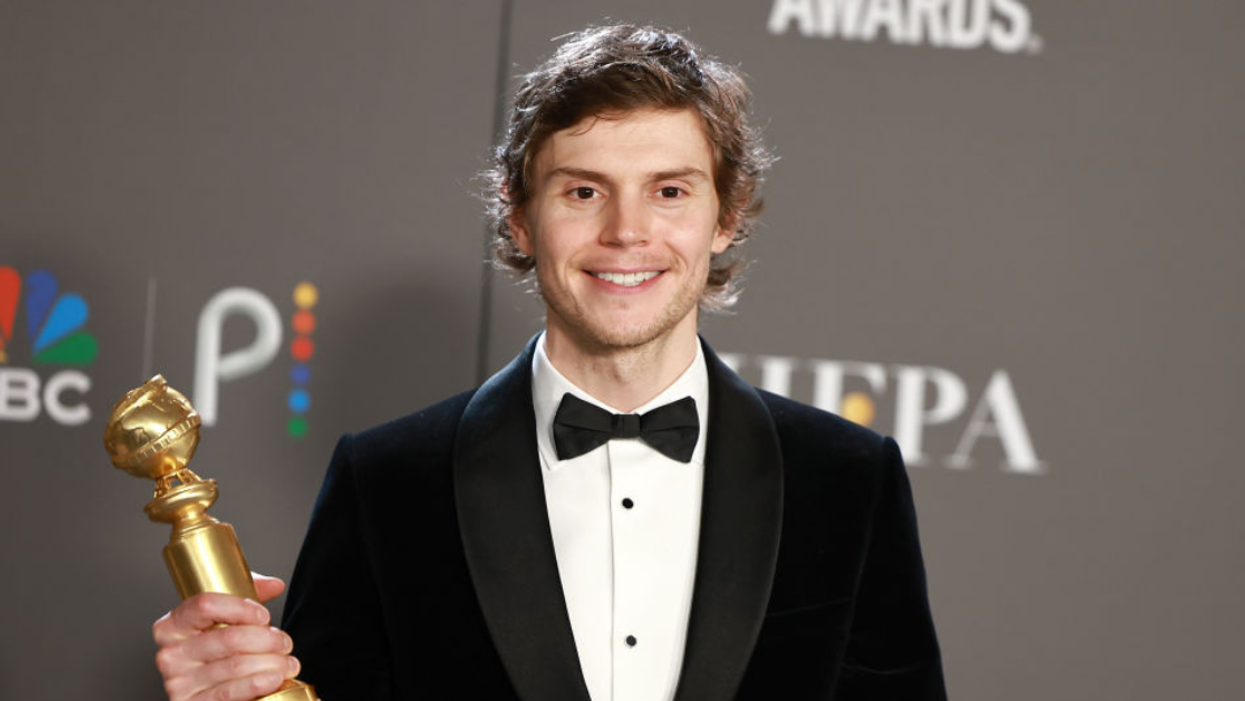 Evan Peters