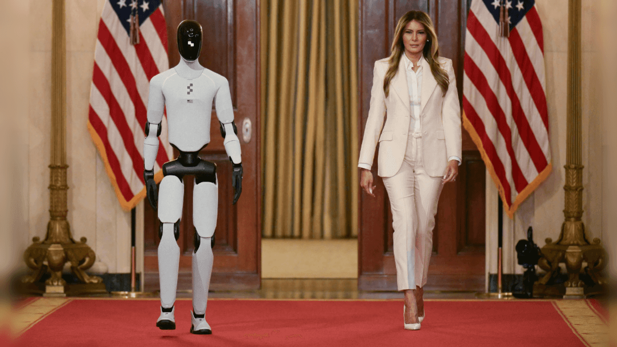 Figure 3 and Melania Trump