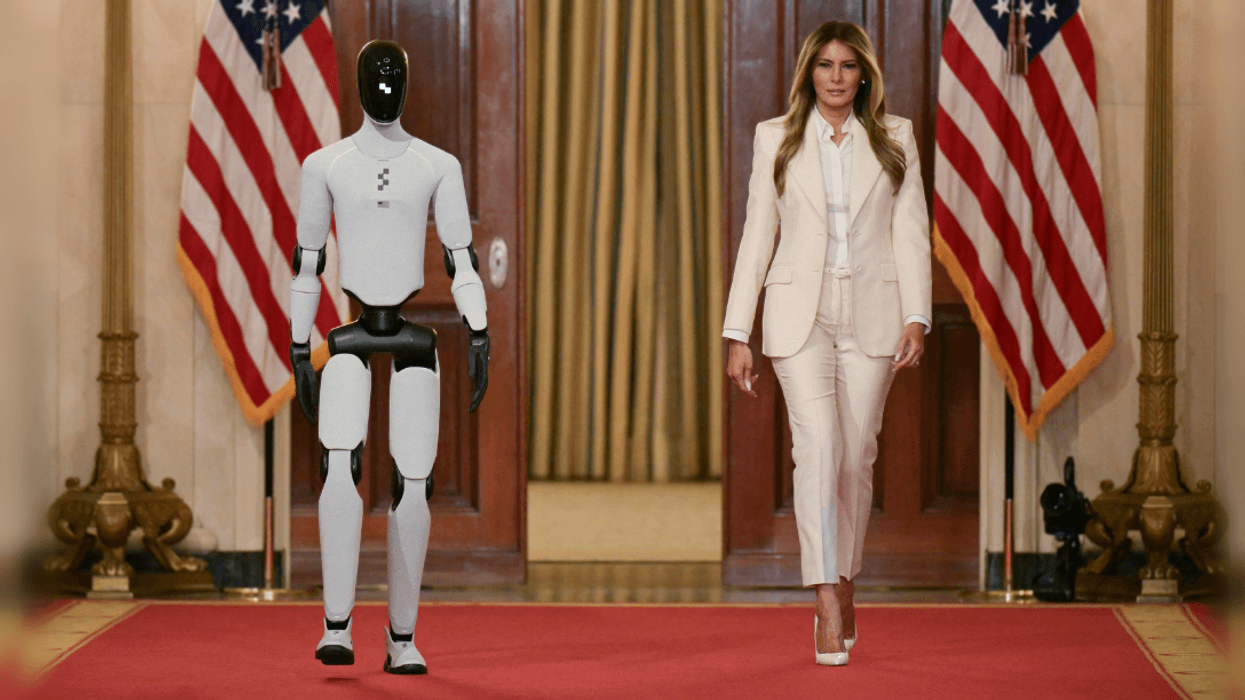 Figure 3 and Melania Trump