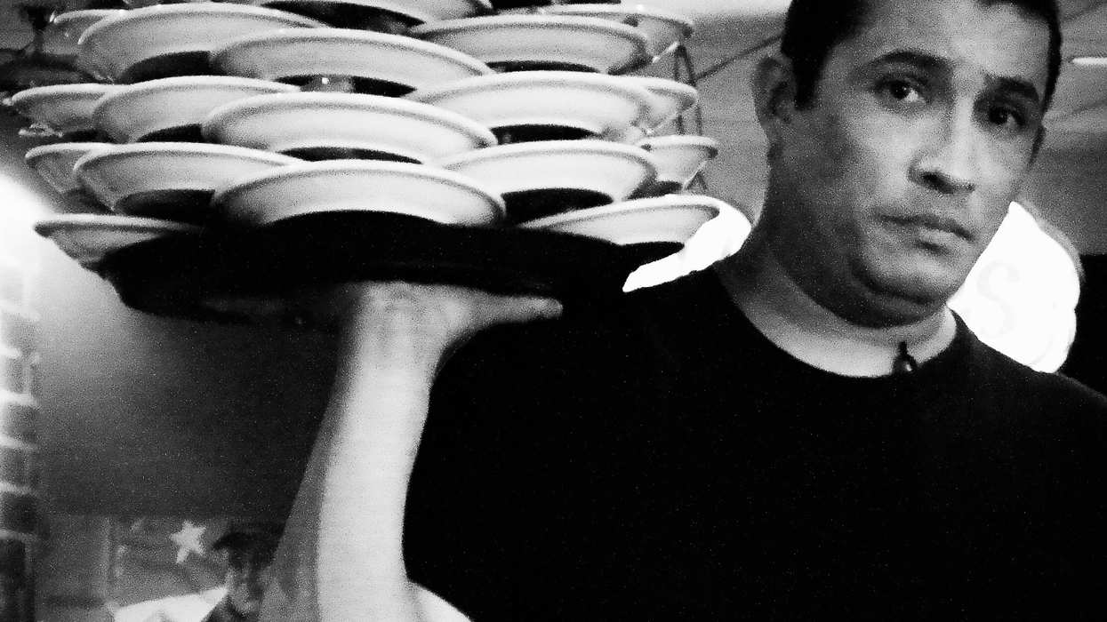 Waiters Share The Saddest 'I'm Waiting For Someone' Situation They've Ever Witnessed