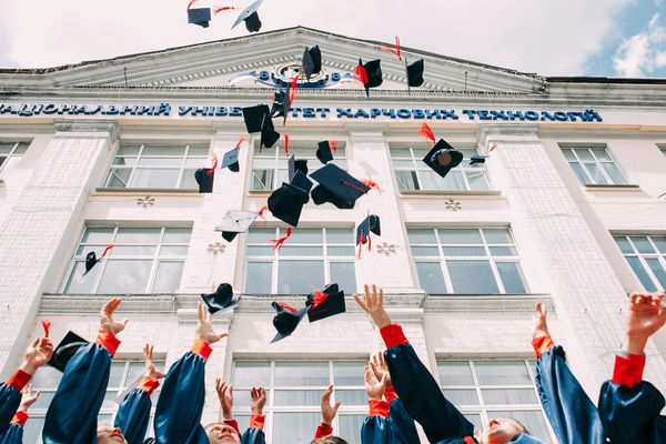 People Explain What Happened To The Smartest Person In Their Class
