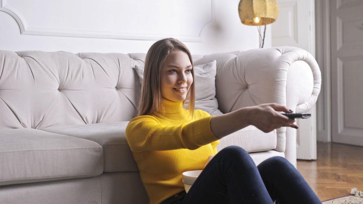 People Debate The Most Annoying Commercials They've Ever Seen On TV