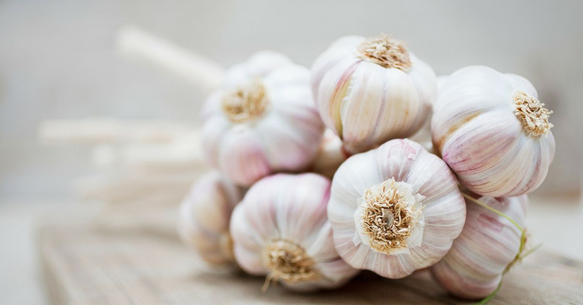 Chemical Burns From Garlic Home Remedy For Athlete's Foot Destroy Woman's Toe