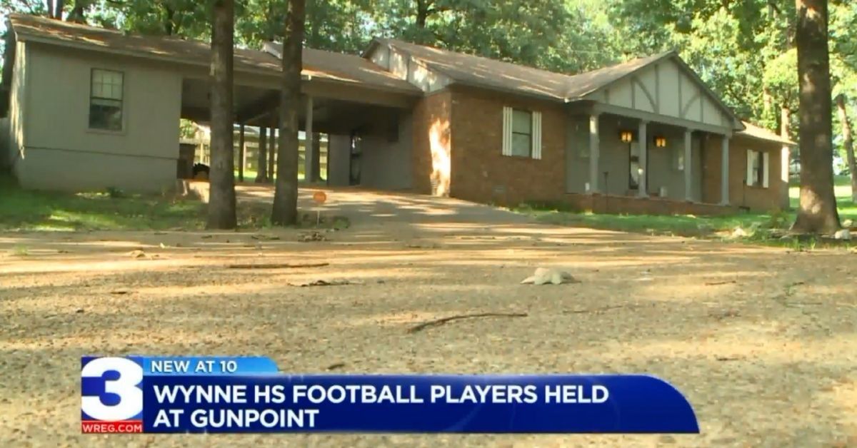 Arkansas Woman Held Black Teens At Gunpoint After They Came To Her Door For Football Fundraiser