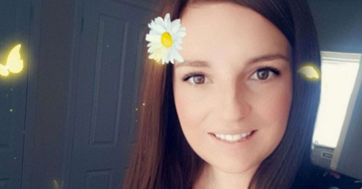 Woman With Severe Phobia Of Healthy Food Fears Her Diet Of Pizza And Chicken Nuggets May Make Her Blind