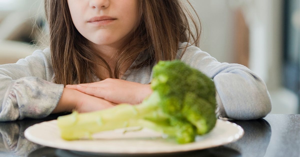 Dad Gets Slammed After Admitting To Putting His 9-Year-Old Daughter On A Diet And 'Emotionally Damaging' Her