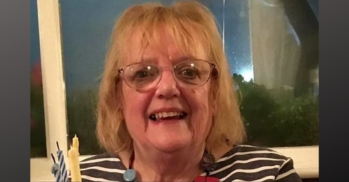 Woman Who Had Knee Replacement Surgery Left In Agony After Surgeons Put Implant In The Wrong Leg