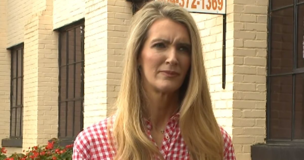 GOP Senator Absurdly Claims That She's 'Not Familiar' With Trump's Infamous 'Access Hollywood' Tape