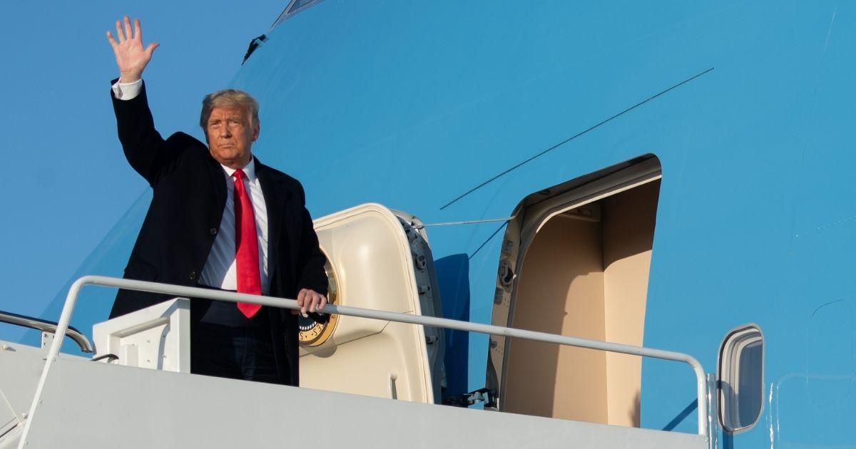 Trump Is Getting Roasted Hard After Reports That He's Trying To Get An Airport Named After Him
