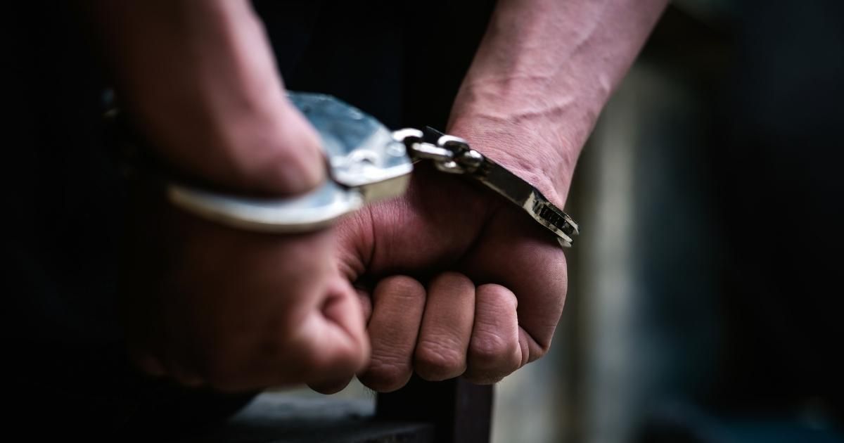 Alabama Man Had To Have Hand Amputated After Deputy Ignored Pleas To Loosen Handcuffs
