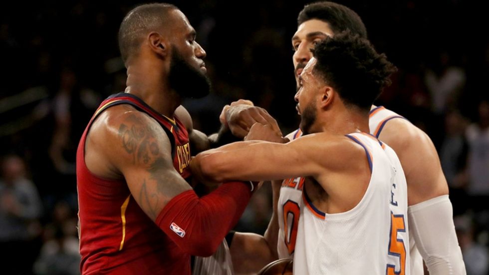 White Sportswriter Peter Vecsey Criticized for Using N-Word in Tweet