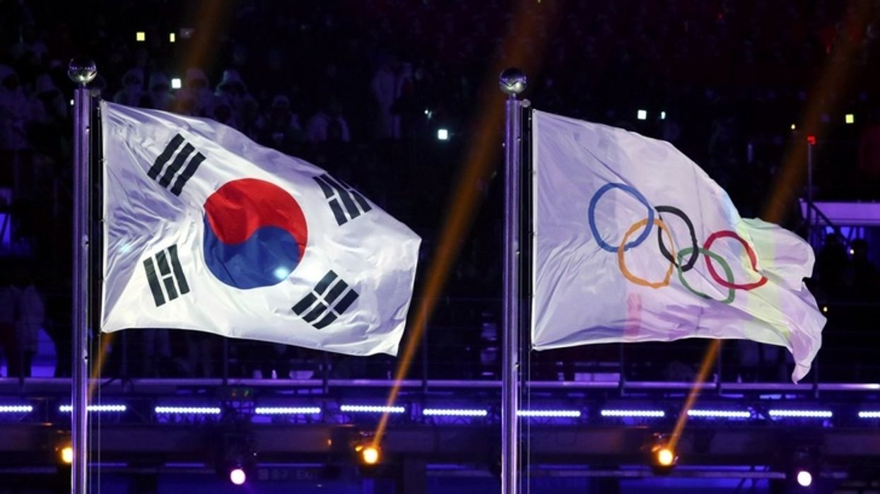 North & South Korean Olympians Display Their Unity by Sharing a Selfie Together