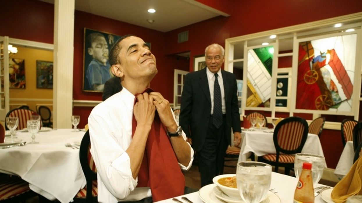 New Vanity Fair Research Proves Why Napkin Users Are the Best Dates