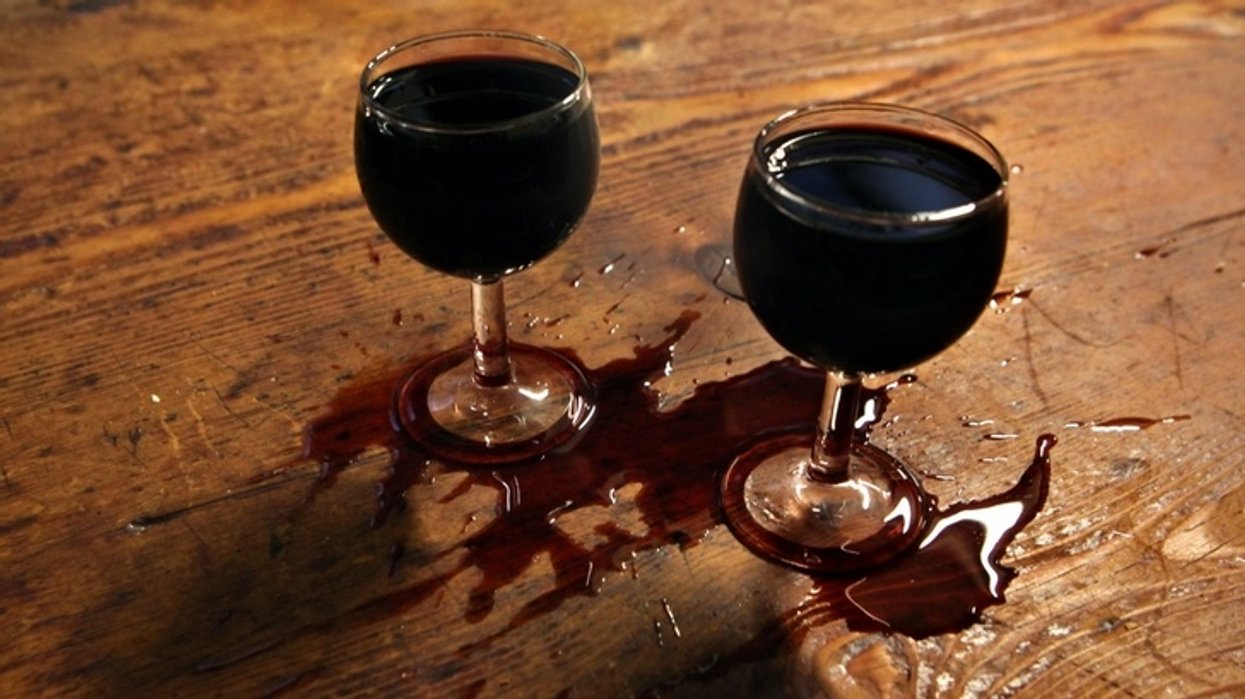 Food Blogger David Murphy Figures Out Red Wine Can Be Made Inside Instant Pot