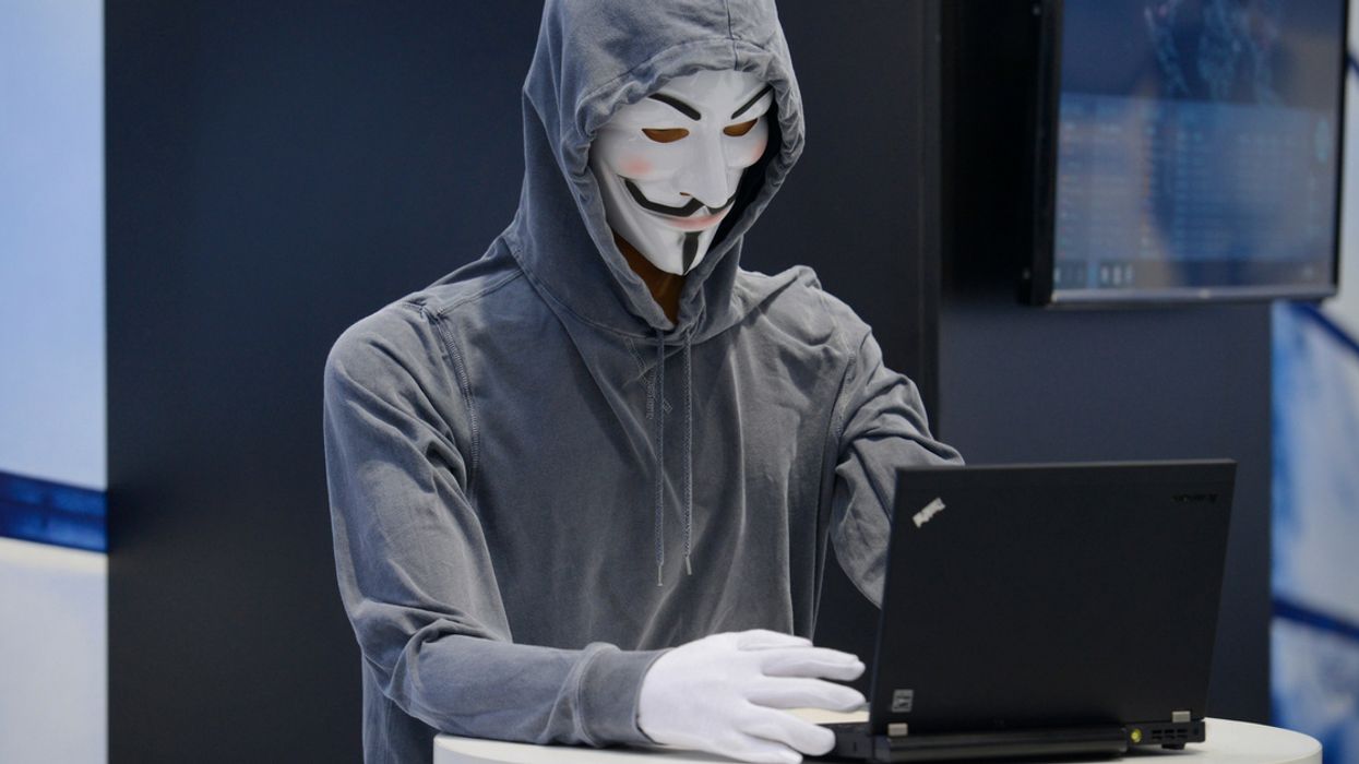 Slow Down With the Selfies--These Common Habits Are Making You Easier To Be Hacked