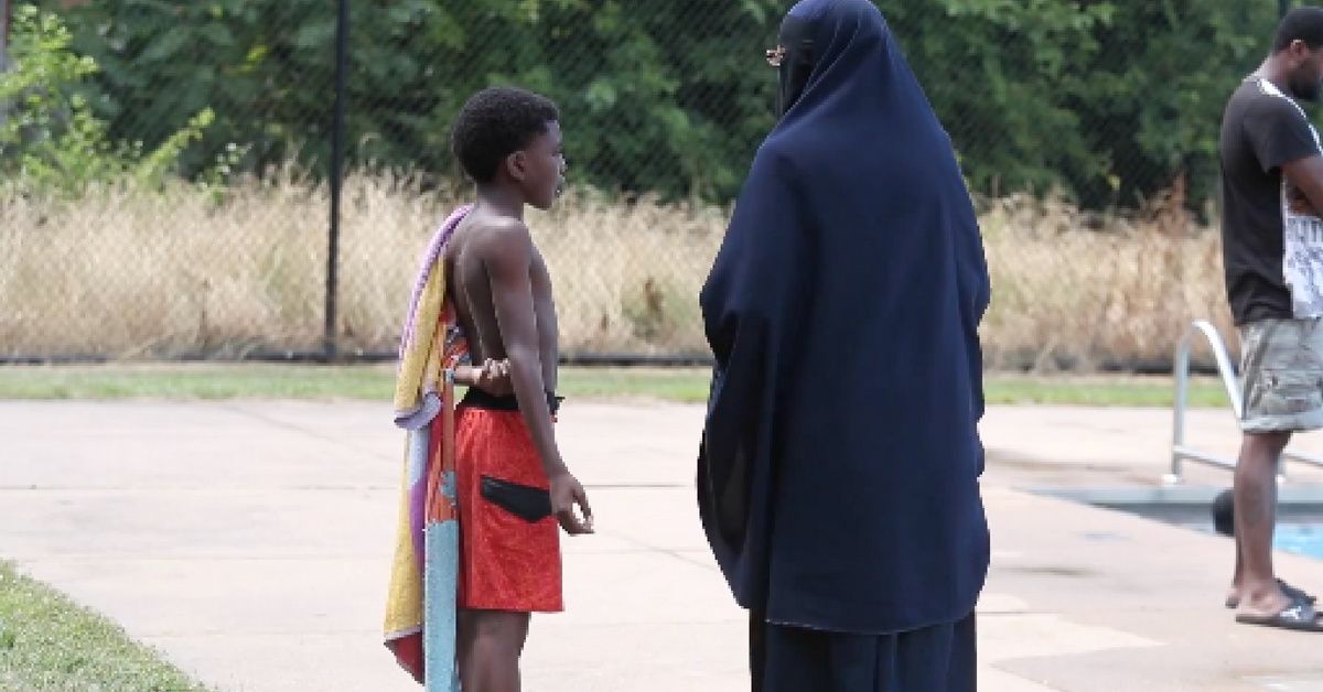 Delaware Mayor Apologizes For 'Poor Judgement' After Muslim Kids Are Kicked Out Of Public Pool