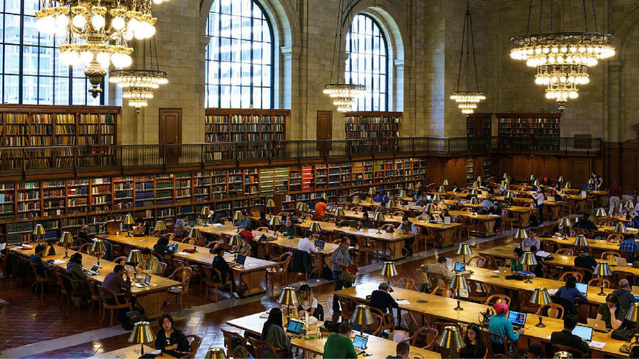 After Forbes Article Claims Libraries Should Be Replaced With Amazon Stores, People Say 'Not So Fast'