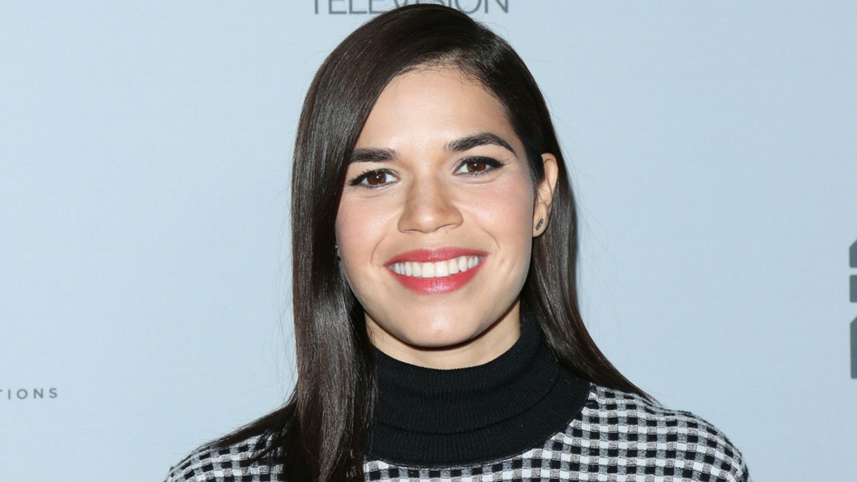 America Ferrera's Breastfeeding Instagram Pic Has Moms Cheering