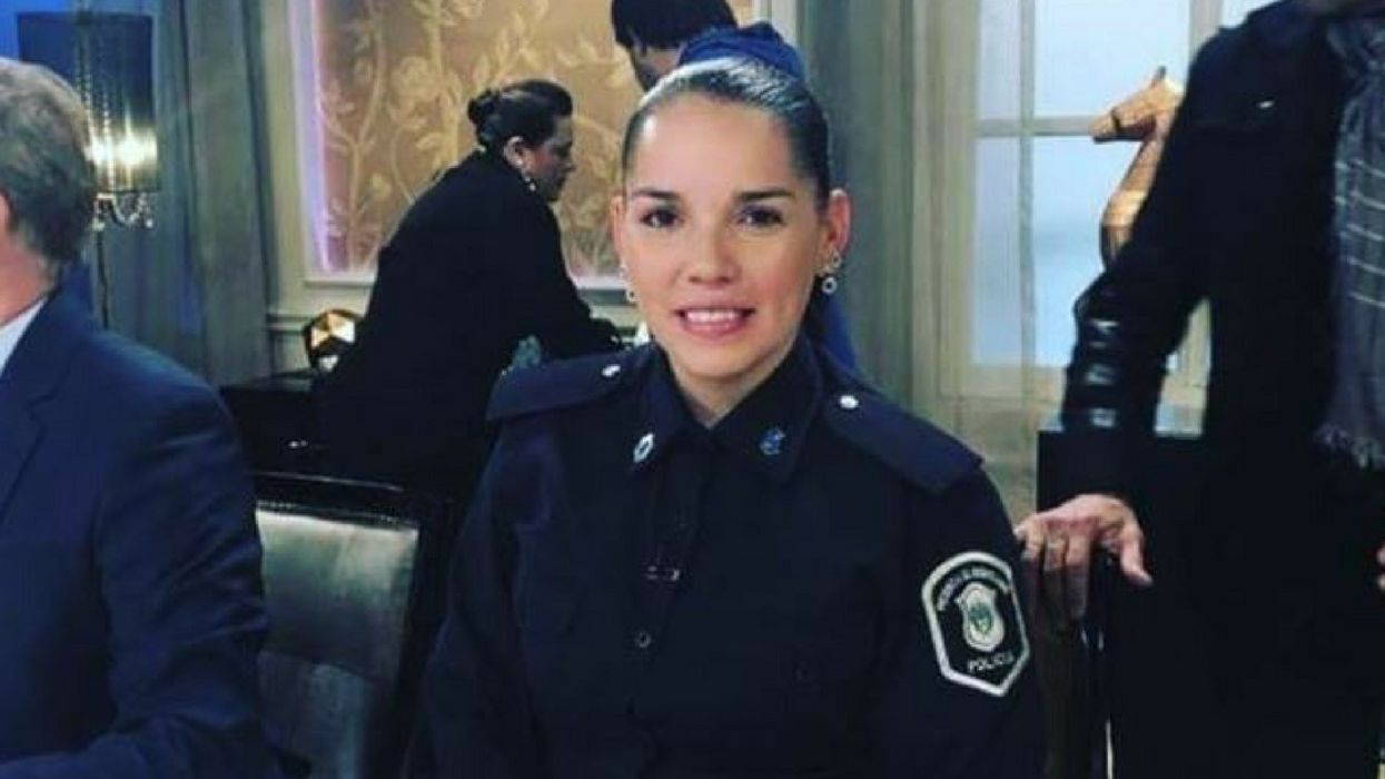 Police Officer Goes Viral After Photo Shows Her Breastfeeding Malnourished Baby