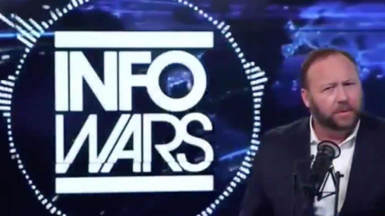 Alex Jones Accidentally Shows Porn On His Phone During 'InfoWars'—Porn Star Responds