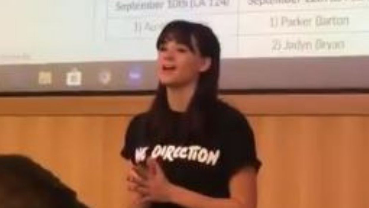 Superfan Gives Empowering Speech About Favorite Band One Direction In College Class And It's Going Viral