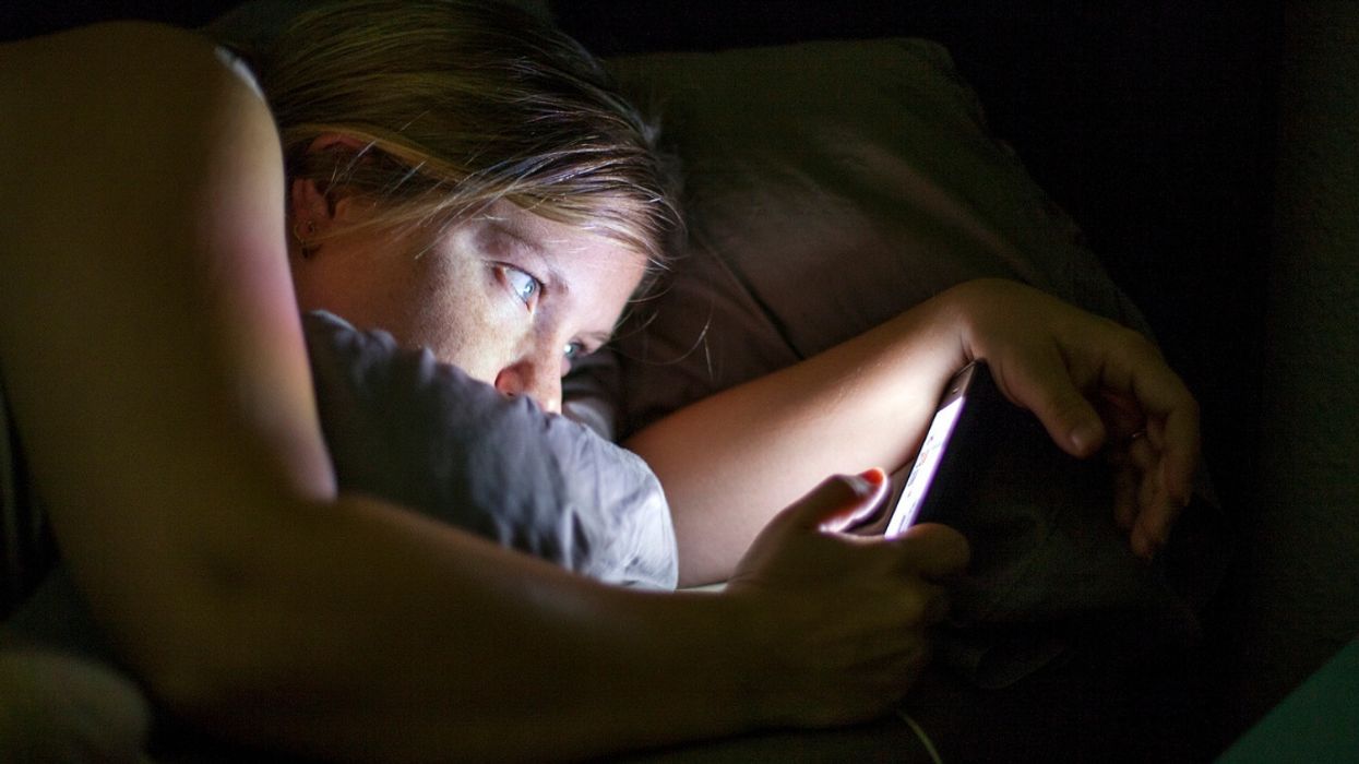 ‘Appsturbating’ Is A Serious Issue Keeping People Up At Night—But There Are Ways To Fight The Urge