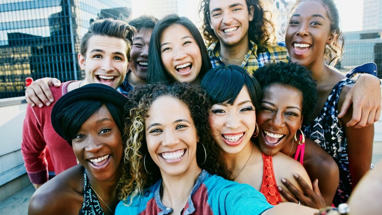 An Alarming Number Of People Have Died Taking Selfies Since 2011, Study Finds