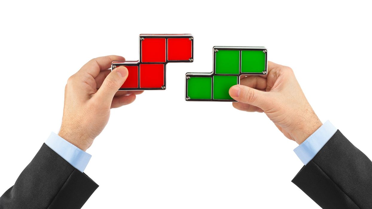 16-Year-Old Hands Stunning Defeat To Seven-Time Tetris Champ In Intense Viral Video 😮