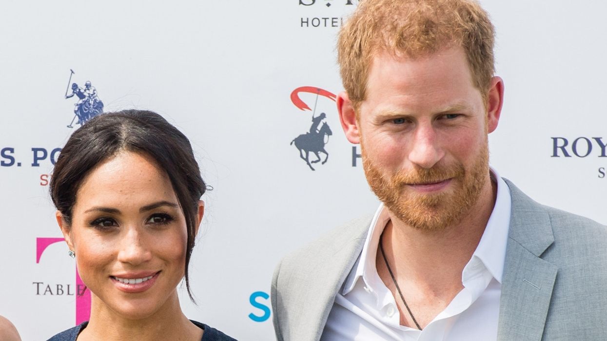 Prince Harry Snapped The Perfect Photo Of Meghan Markle Cradling Her Baby Bump In The Woods Of New Zealand 😍