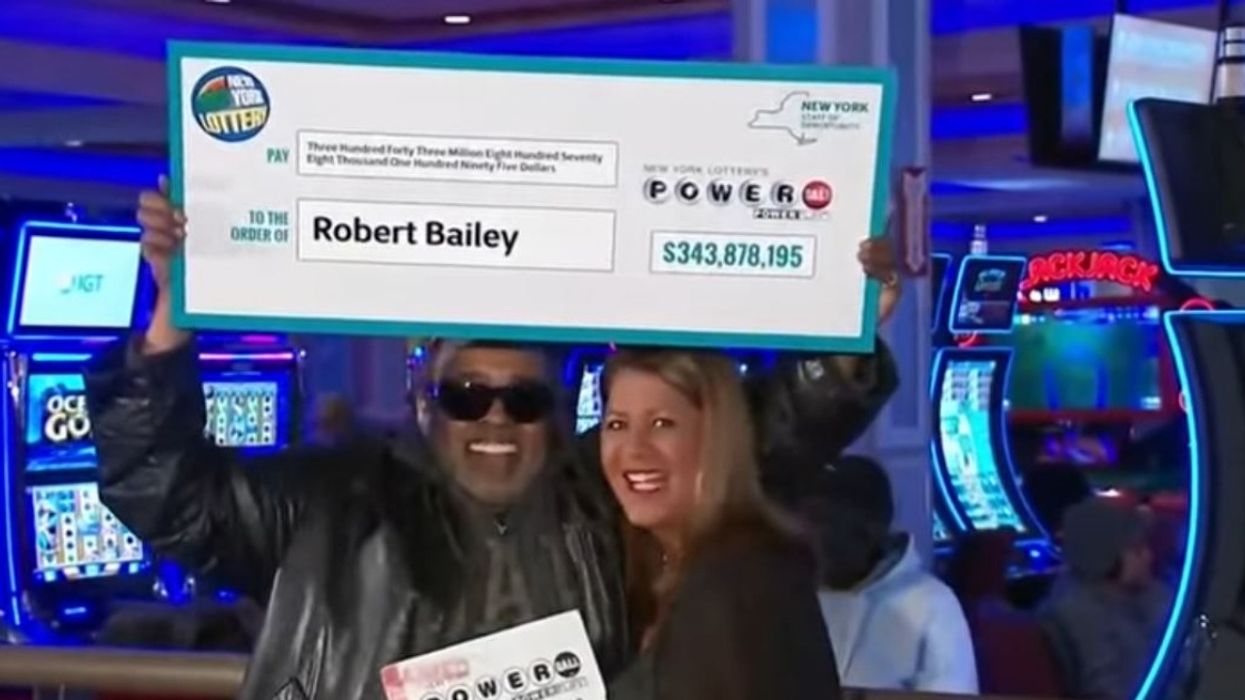 $343 Powerball Lottery Won By Persistent Man Who Applied The Same Strategy For 25 Years