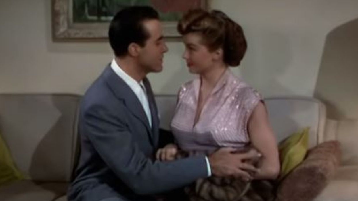 Radio Station Stops Playing 'Baby, It's Cold Outside' After Complaints From Listeners