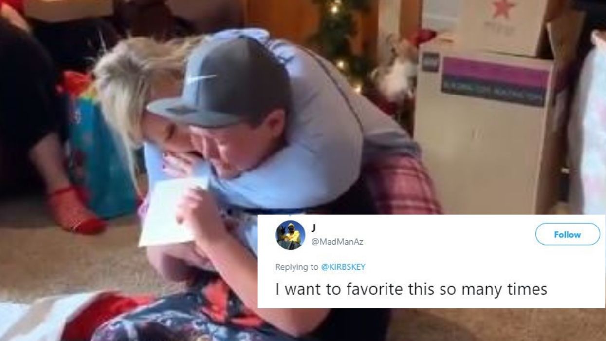 Family Surprises Young Cousin With The Greatest Christmas Gift He Could Receive—And It's A Tearjerker 😭❤️