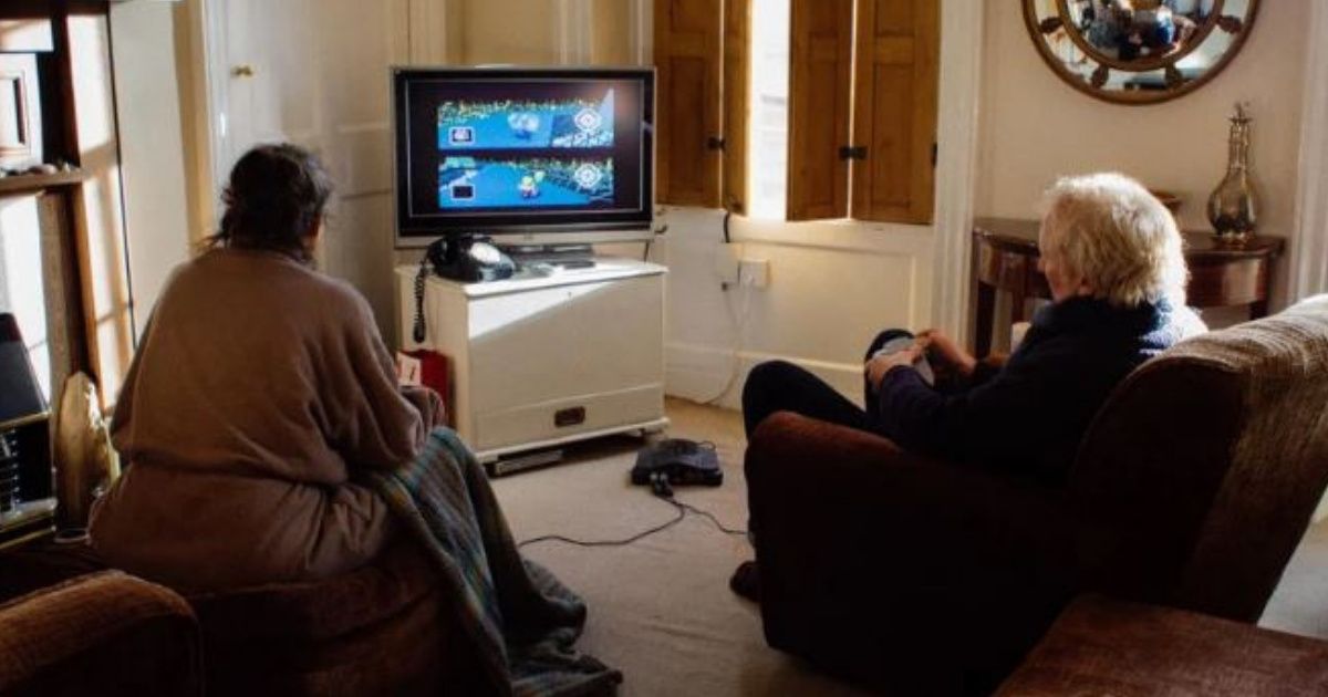 Person's Parents Have Been Playing 'Mario Kart' Every Day Since 2001 For A Very Specific Reason 😂