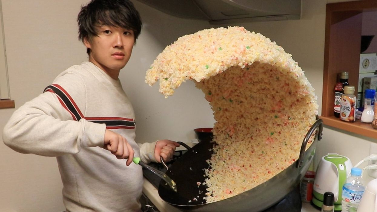 This Screenshot From A Video Prank Involving Fried Rice Just Became A Photoshop Battle For The Ages