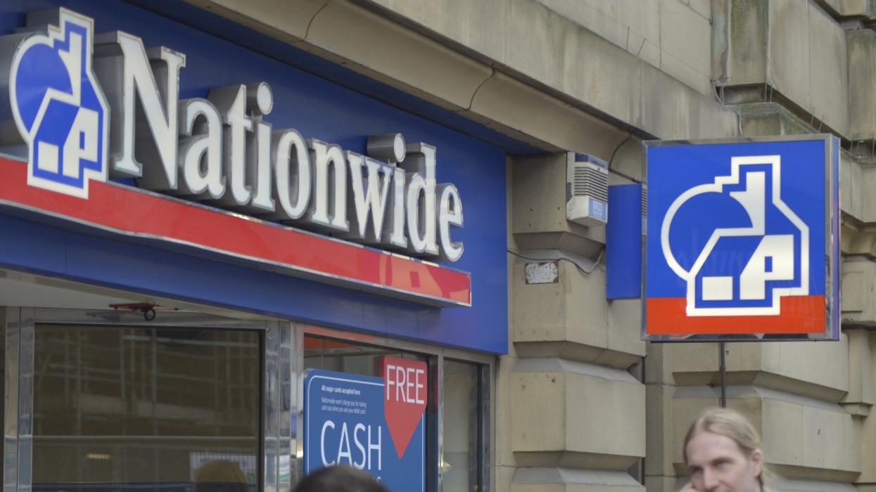 18-Year-Old Becomes World's Luckiest Multi-Millionaire After Bank's Costly Mistake—At Least Temporarily