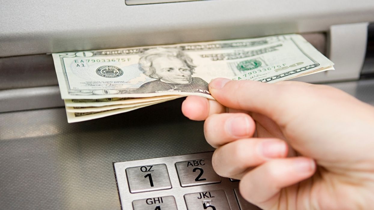 Disgruntled Bank Programmer Finds Crazy ATM Loophole That Allows Him To Withdraw $1 Million