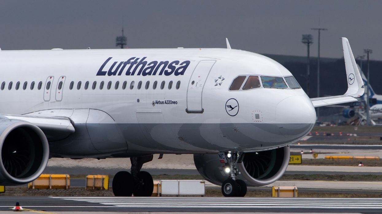 Airline Sues Passenger For Skip Lagging And Bargain Hunting Travelers Are Crying Foul