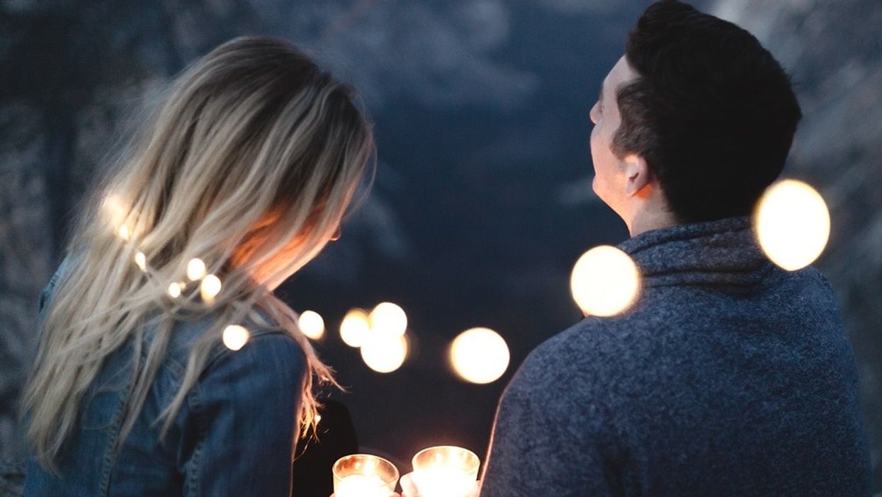 People Reveal The Most Random Ways They've Met Someone They Ended Up Dating